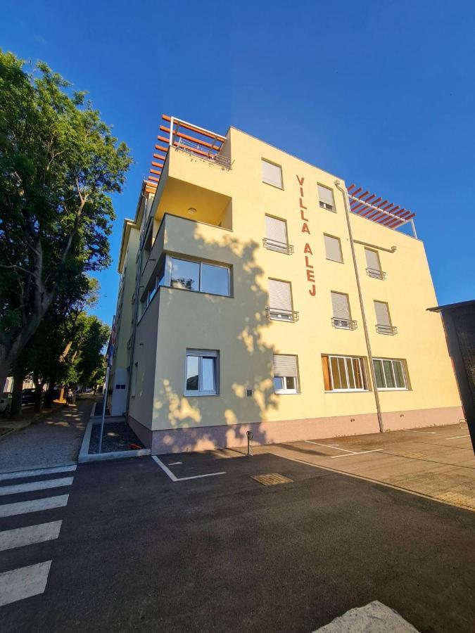 Apartamento Leon Senj  Exterior foto